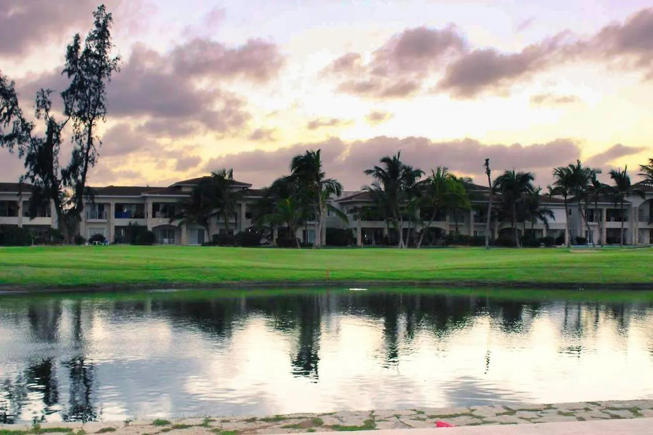 Lake Village Punta Cana 0*,
